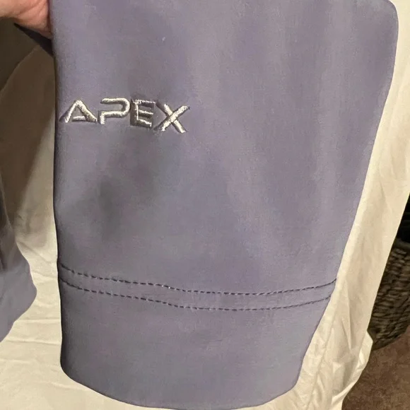 SOLD Women’s The North Face Apex Bionic Soft Shell Jacket - Picture 5 of 10